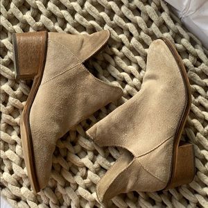 Zara beige suede booties